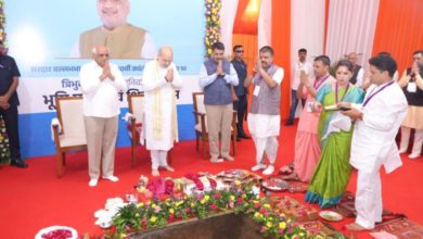 Photo of शाह ने गुजरात में ‘त्रिभुवन सहकारी यूनिवर्सिटी’ का किया भूमि पूजन