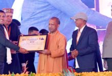 Photo of खेती की बात, खेत पर’: योगी और संघानी ने किसानों से किया संवाद