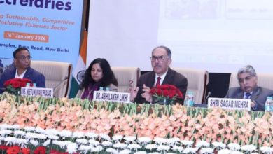 Photo of मत्स्य सम्मेलन में कोऑपरेटिव्स की भूमिका पर जोर; लखी ने की अध्यक्षता