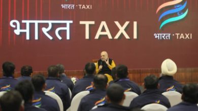 Photo of शाह की भारत टैक्सी सारथियों से मुलाकात, सभी नगर निगमों तक विस्तार का लक्ष्य