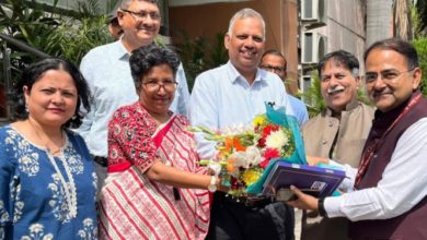 Photo of श्रीवास्तव ने एनसीयूआई के मुख्य कार्यकारी का संभाला कार्यभार
