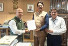 Photo of चीनी क्षेत्र से जुड़ी समस्याओं पर एनएफसीएसएफ ने सचिव से की मुलाकात